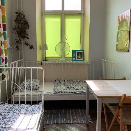 Aleje 28 Vandrarhem Kraków