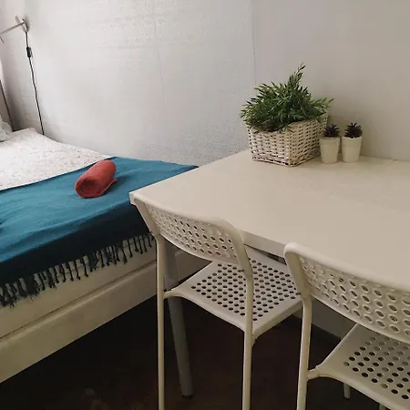 Aleje 28 بيت شباب *