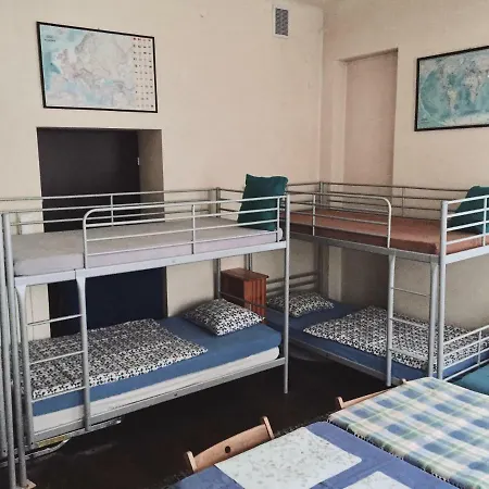 بيت شباب Aleje 28