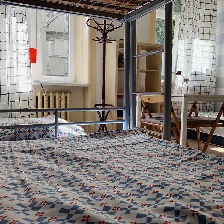 Aleje 28 بيت شباب